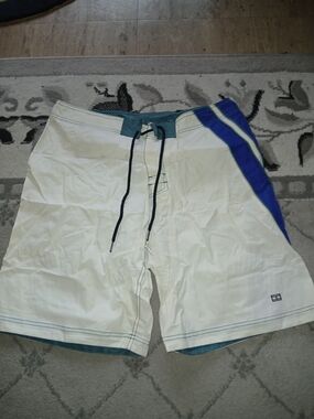 Tommy Hilfiger Mens Swimming Trunks Large Like New-BUY ONE ITEM CHOOSE ONE FREE